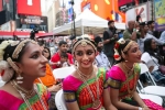 Diwali in New York, America, one can t take diwali out of indians even when they re in u s, Times square