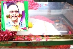 Krishnam Raju last pictures, Krishnam Raju breaking news, krishnam raju last rites held with state honours, Tollywood celebrities