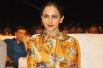 Rakul Preet Singh updates, Rakul Preet Singh latest, rakul trending for her glamorous acts, Nannaku prematho Rakul Preet Singh updates, Rakul Preet Singh latest, rakul trending for her glamorous acts, Nannaku prematho