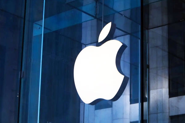 Apple to Launch Smart Home Hub with AI