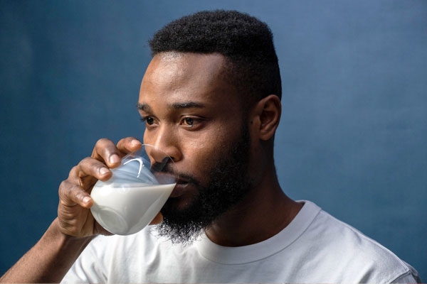 Should you drink Milk before Bed?
