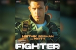 Fighter first look, Fighter 3D, hrithik roshan s fighter to release in 3d, Deepika padukone