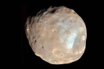 Martian Moon latest, Martian Moon first pictures, nasa s pic of martian moon phobos breaks the internet, Astronomer